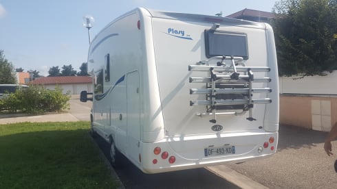 Noleggio per un momento speciale - Camper 6 posti