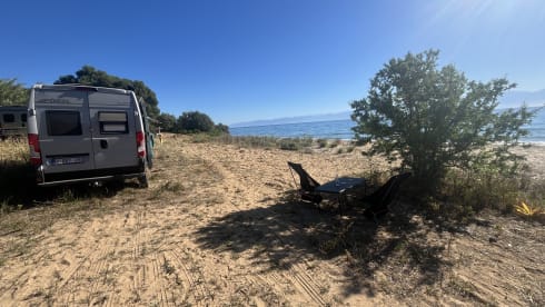 Ranger – New possl summit, bus camper of the year, with skyroof!