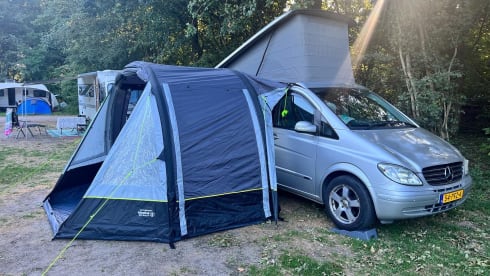 4p Mercedes-Benz campervan from 2007