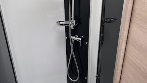 "Automatic" Challenger 337 GA VIP-FULLY equipped, UNLIMITED km