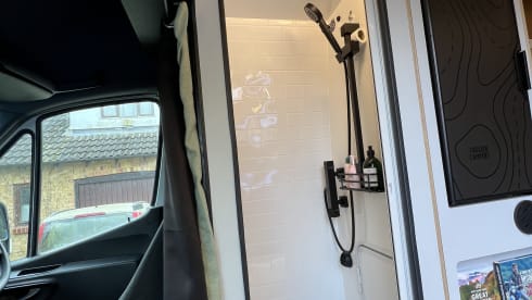 Bespoke Mercedes Sprinter Campervan. Fully Equipped for Ultimate Adventure