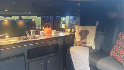 STEFAN – 4 berth Volkswagen campervan from 2018