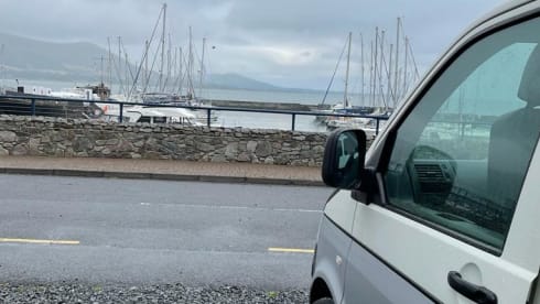 OnlyVans – Only Vans Adventures - VW T5 - 2 Berth