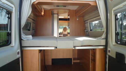 RC – Pössl Roadcriser Solar - AHK-Awning-NAVI-R`camera