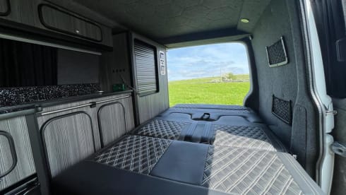 Carrie – 4-Berth Volkswagen Campervan from 2016