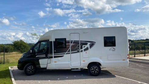 Swift 464 – Swift Edge 464, 4 Berth Motorhome With Bike Rack 