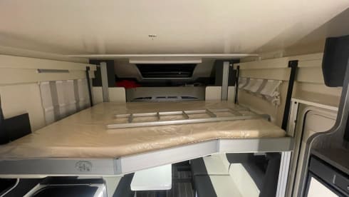 Leie Mobilhome – 4p Roller Team semi-integrated uit 2020