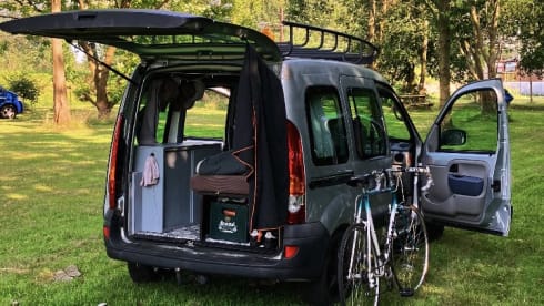 Vic – Tiny travel adventures minicamper