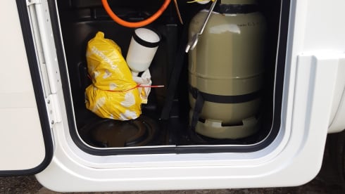 Camper Bolletje – Luxury 4p Roller Team semi-integrated from 2020