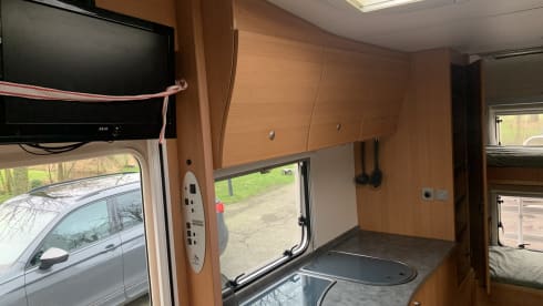 6p Knaus alcove from 2007