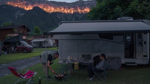 Clyde – Clyde – The stylish one for big dreams