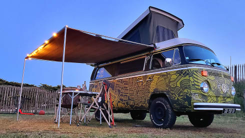 ELVIS  – Vintage Trip, westfalia combi