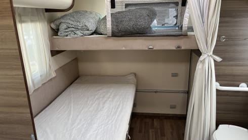 Sky Free  – 4p Fiat alcove from 2024