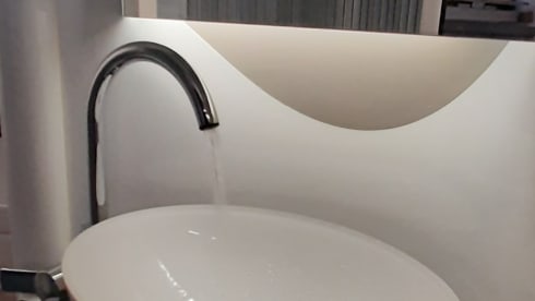 JUNIOR SUITE  – Adria Van 600 familie met 4 zitplaatsen