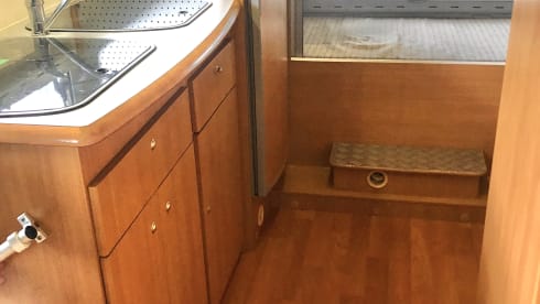 Ideal, beautiful, neat comfortable family Camper.