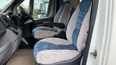 5 berth Ace Adventurer 635EK