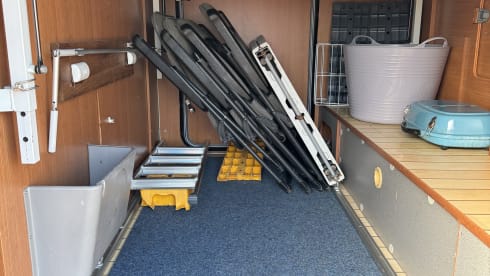 generous family integrated motorhome