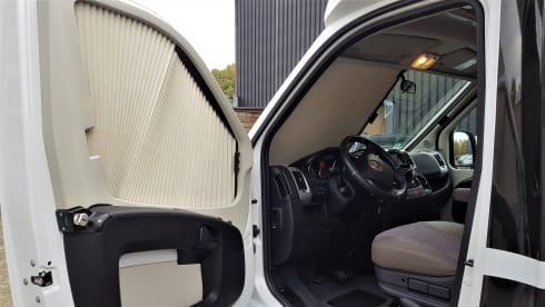 zorgeloze vakantie !! – 3p Carado semi-integrated from 2019