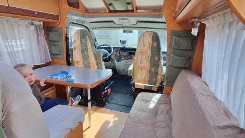 Cosyhomy – 4p Renault semi-integrated from 2007