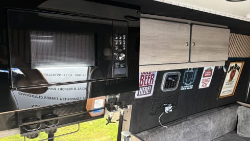 Jean ford van dam  – 3 berth Ford Transit campervan 