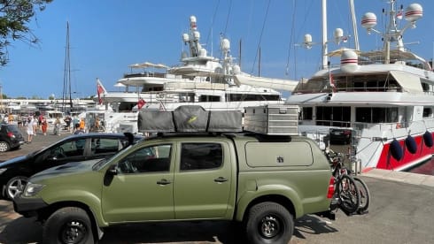 Toyota hilux globetrotter  – 3p Toyota rooftop uit 2013