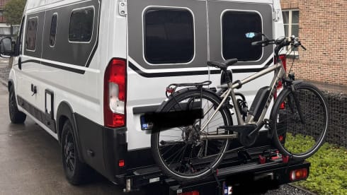 Moustache – 2-Personen-Dethleffs-Bus aus dem Jahr 2024