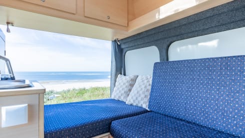 Nice compact camper van from 2010