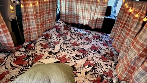 DUMA – super cosy  - automatic campervan. price  includes insurance !