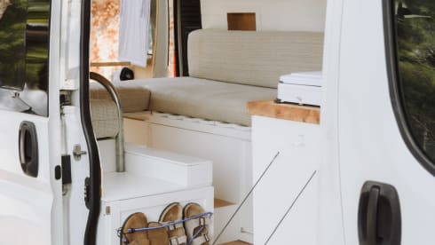 de Krullenbus – Bus Peugeot 2 places de 2012