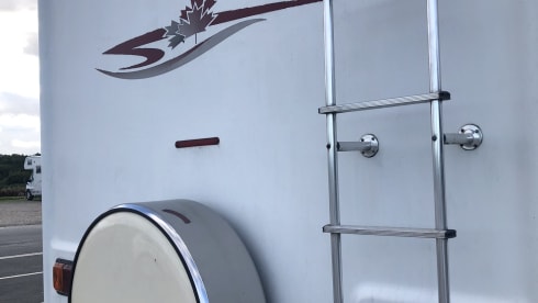 Lexi  – Winnebago rv