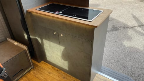 THUNDER – Stunning 2022 Luxury VW Crafter sleeps 4 - Liverpool