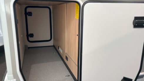 6p Chausson 724 , met aparte airco, uit 2024, volledig uitgerust