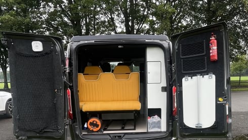 stravaig – Ford transit custom Campervan 4 berth