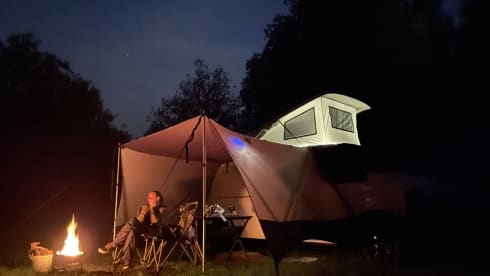 Mammoet – 4p Volkswagen campervan uit 2014