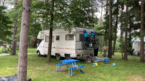 de Hut  – 5p Ford alcove from 1999