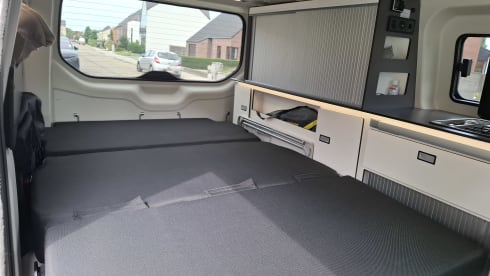 Ford transit Panama - compact camperavontuur