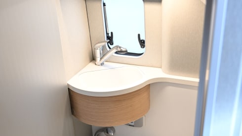 Duuk – Autobus Hymer 4 places de 2020
