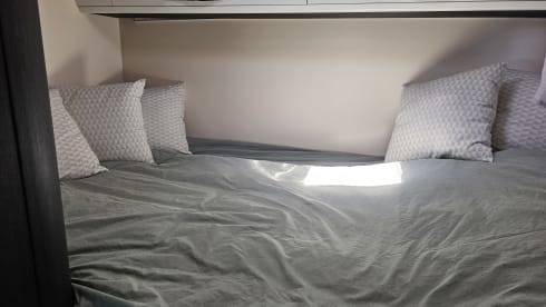 Camper Bolletje – Luxury 4p Roller Team semi-integrated from 2020