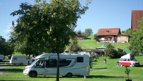 ADRIA Matrix SBC 670 - 50 jaar Silver Collection – "My camper is my castle" READY TO GO EVERYWHERE YOU NEED TO GO