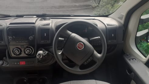 edinburgh  – 4 berth imala 