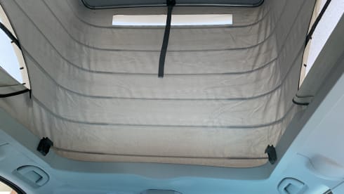 MP VAN – 4p Mercedes-Benz campervan from 2011