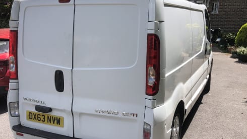 Sheila – 2 berth stealth off grid camper in Dorset 