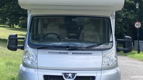 Elvis  – 2012 4 berth Elddis Majestic 100