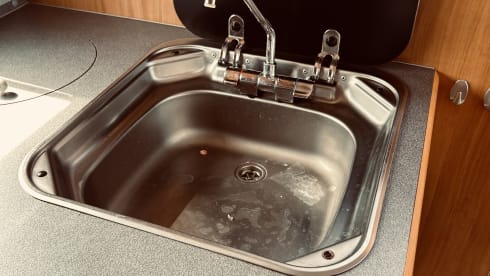 Veel plezier – 4p Adria Mobil alcove from 2004