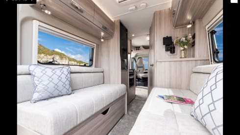 Ronnie – 3 berth Compass CV 40