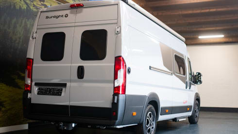 3-seater Sunlight Cliff automatic 03- year 2025