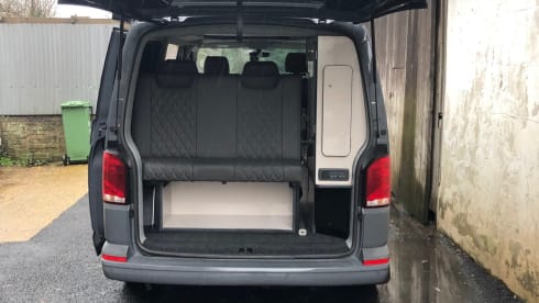 Nagelneuer VW T6.1 Wohnmobil