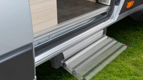 C13 – Sun Living Wohnmobil für 2 Personen ab 2021