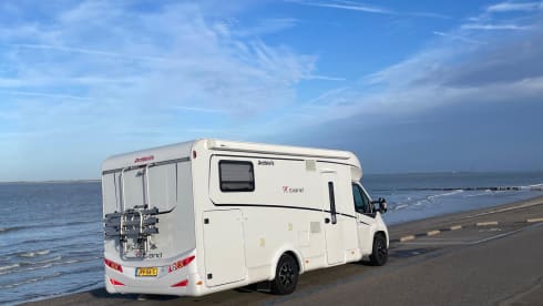 4p Dethleffs semi-integrated from 2022