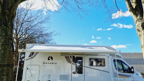  🚐 Miniclan – 🏞 4p Bavaria Nomad 2023